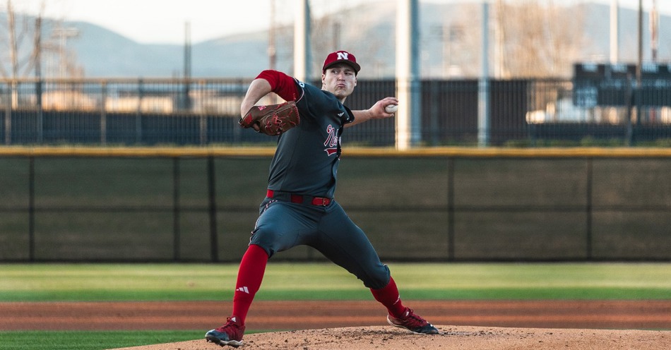 Huskers Edged by USC in Series Opener